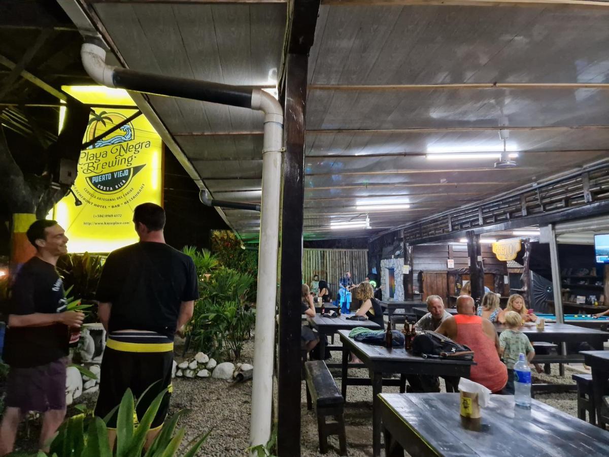 Playa Negra Brewing Beachfront Hotel Puerto Viejo de Talamanca ภายนอก รูปภาพ