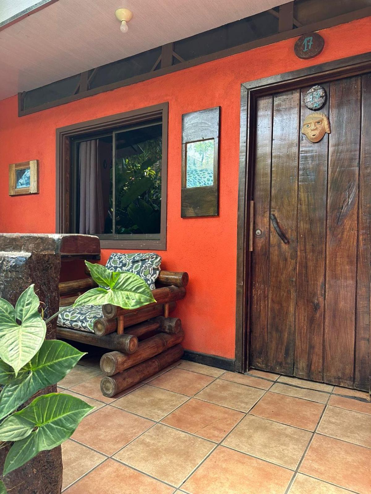 Playa Negra Brewing Beachfront Hotel Puerto Viejo de Talamanca ภายนอก รูปภาพ