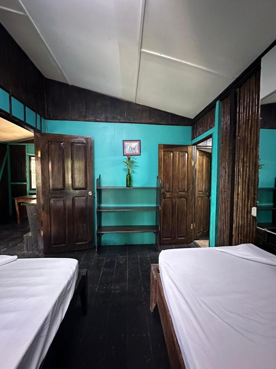 Playa Negra Brewing Beachfront Hotel Puerto Viejo de Talamanca ภายนอก รูปภาพ